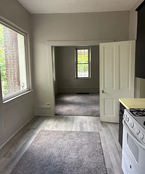 811 S Main St #811 — Photo 1
