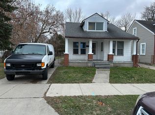 7084 Toepfer Rd, Warren, MI 48091