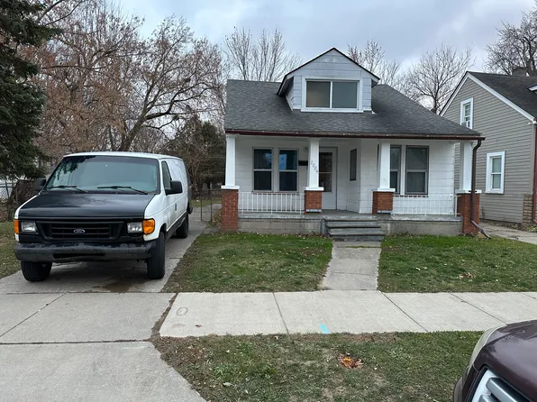 7084 Toepfer Rd, Warren, MI 48091