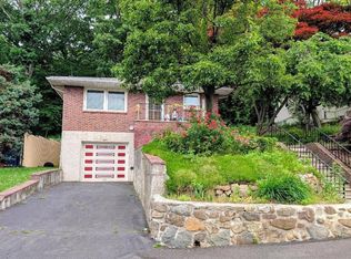 80 Cedar Ter, Staten Island, NY 10304