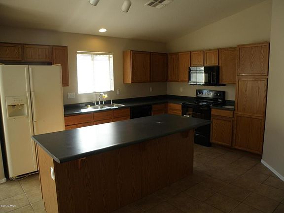 4th image of 8113 S 73rd Dr