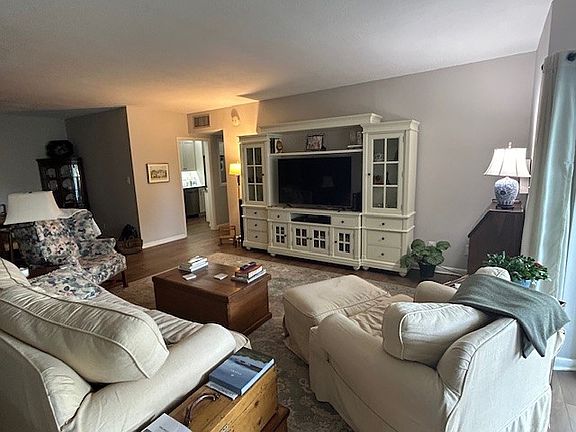 3rd image of 5709 Lyons View Pike APT 1121