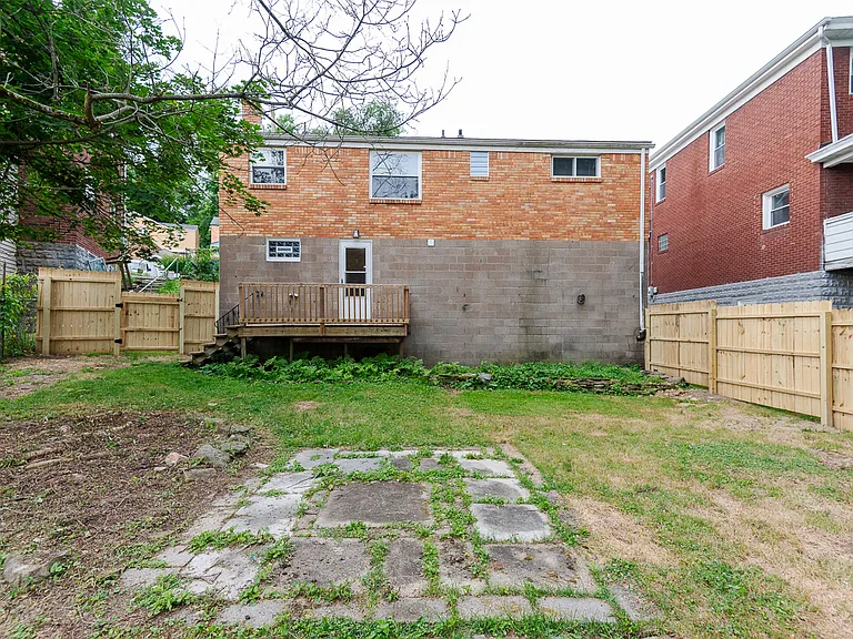 811 Eathan Ave — Photo 37