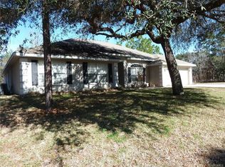 68 Black Willow St, Homosassa, FL 34446