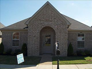 5th image of 10201 Evening Hill Dr