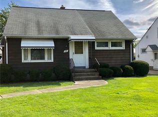 111 Westfall Dr, Tonawanda, NY 14150