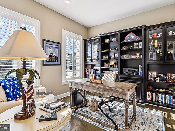 4th image of 37111 Seagrove Way