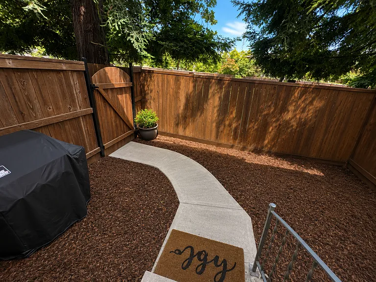 4583 Harbor Ln — Photo 20