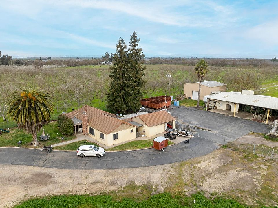 1st image of 618 Wellsford Rd