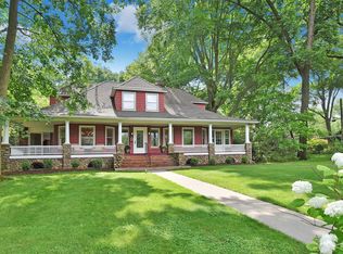 2 Midwood Rd, Glen Rock, NJ 07452