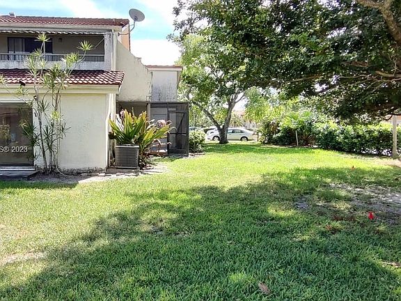 2nd image of 11603 NW 29th Ct #2W