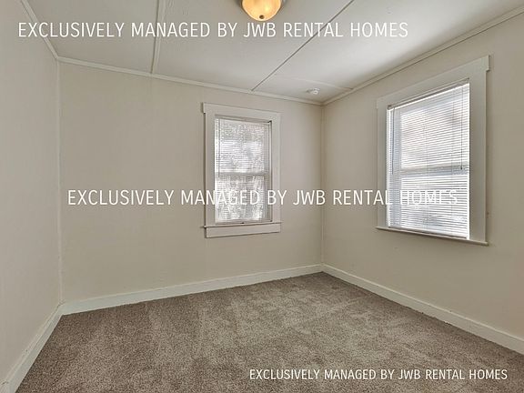 5th image of 611 E 55th St