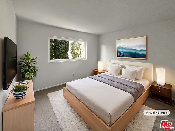 4th image of 15171 Marne Cir