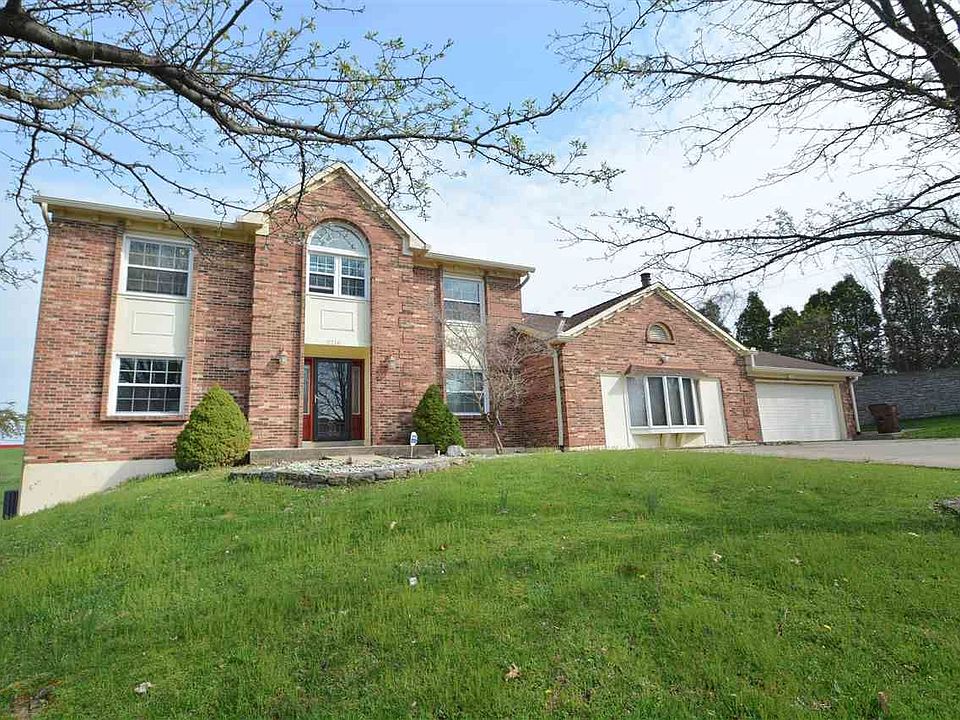 1st image of 8216 N Dilcrest Cir