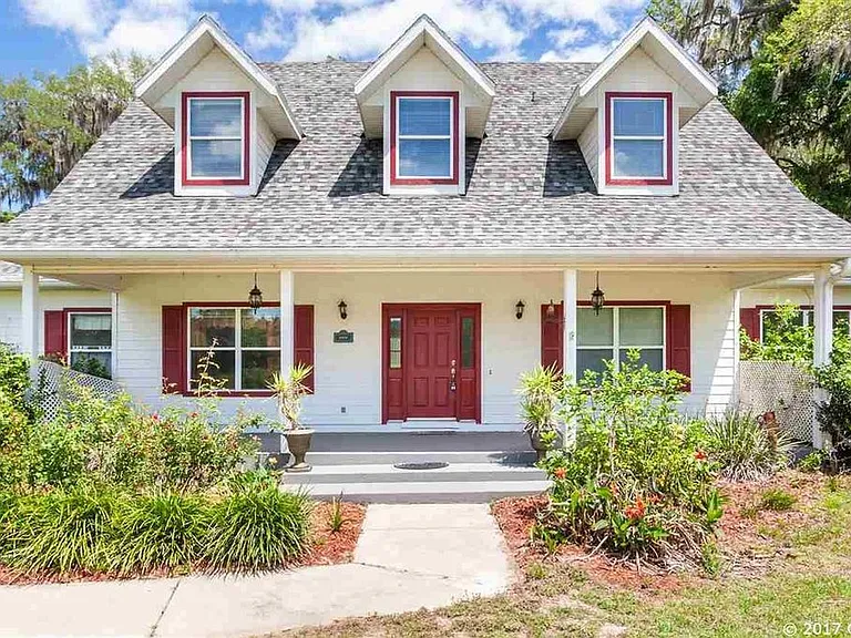3415 NW 180th Ter — Photo 3