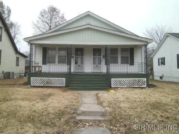119 S 34th St, Belleville, IL 62226