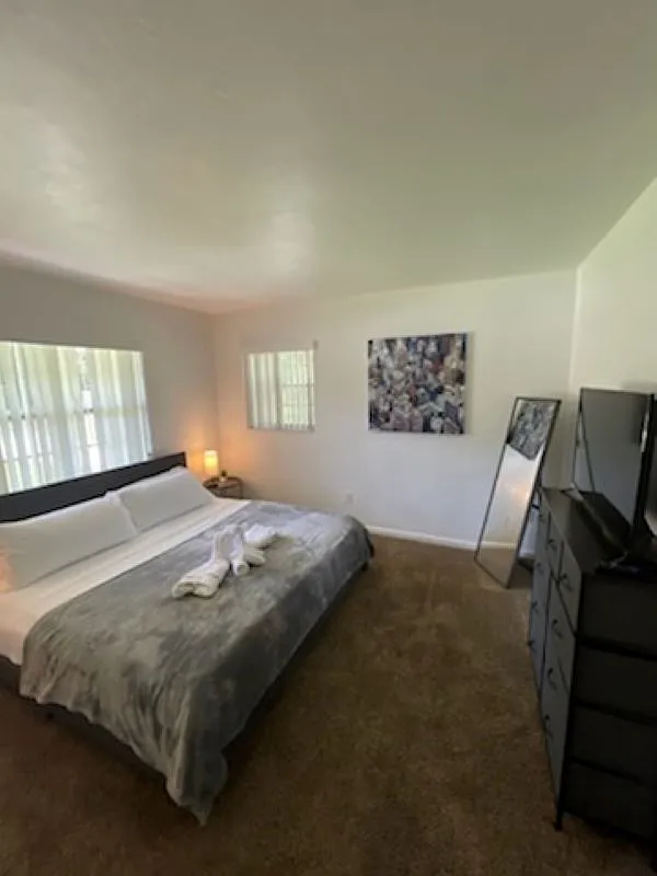 2 bed, 1.5 bath, 1131 sqft, $1,500 — Photo 1