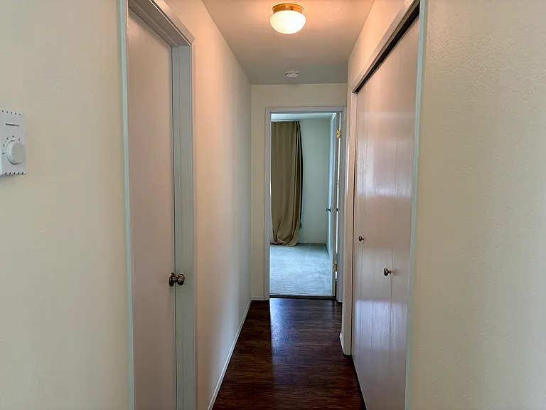 735 N 95th St #C2 — Photo 11