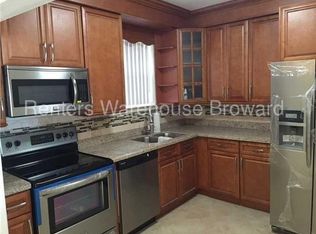 2926 Monroe St, Hollywood, FL 33020