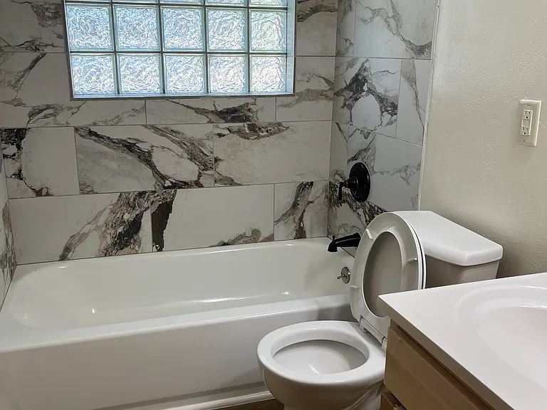 7009 W Tripoli Ave — Photo 3