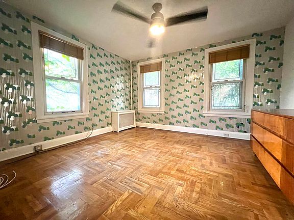 5th image of 243 Powers St #1
