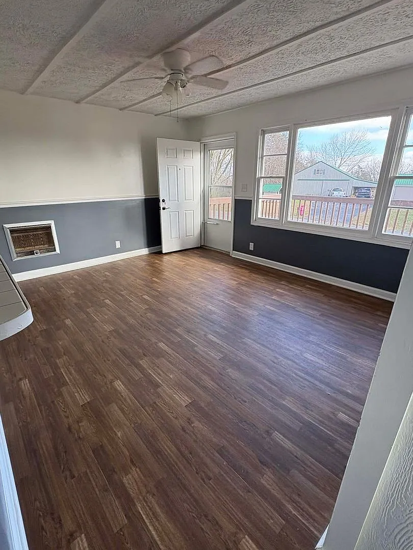 3BR home with basement! — Photo 2
