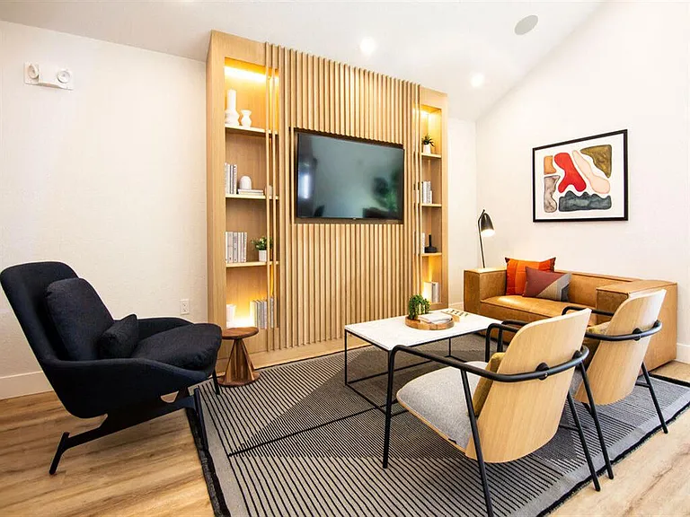 Parc Medallion Apartments — Photo 8