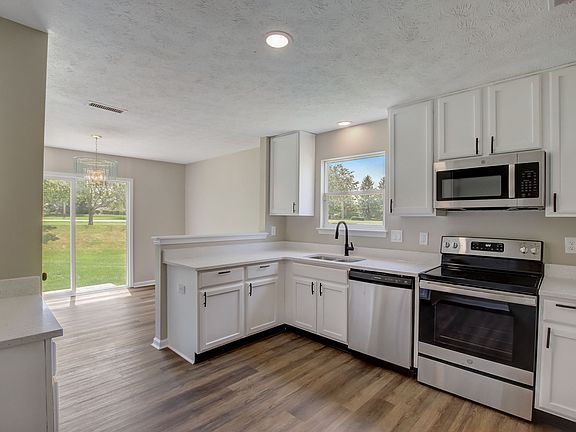 4th image of 11639 Congressional Ln
