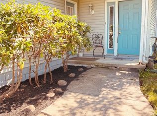 535 Greenside Dr, Painesville, OH 44077