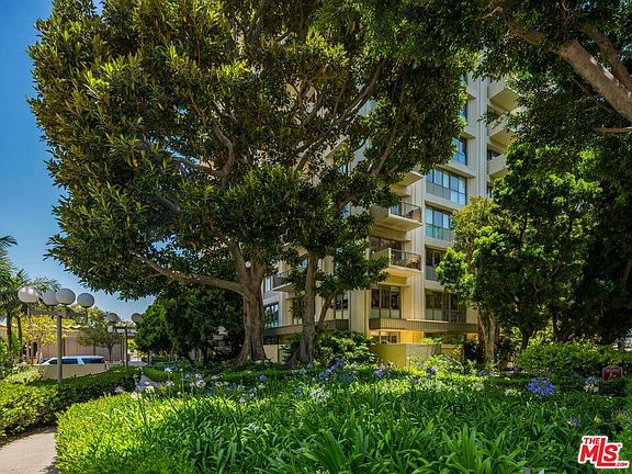 2nd image of 2170 Century Park E APT 2111
