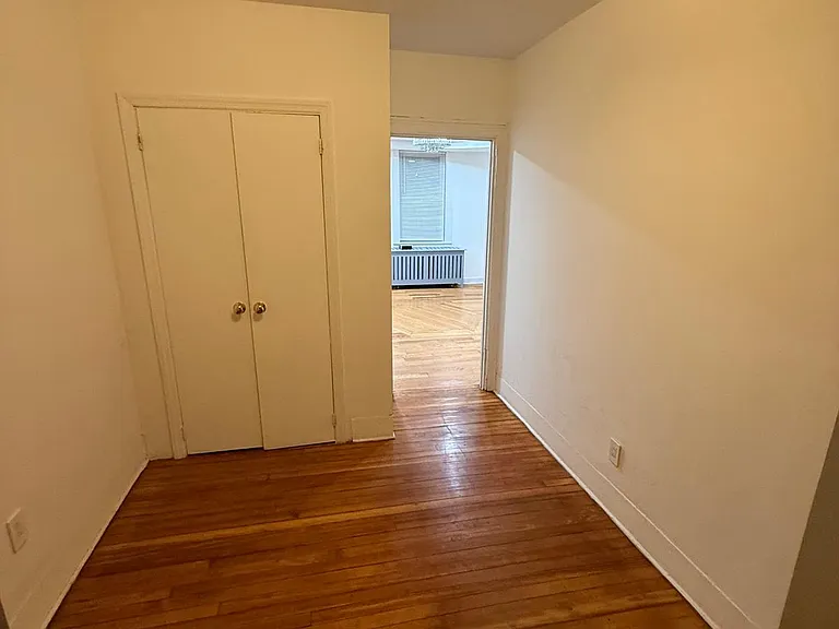 149 W Kingsbridge Rd #2 — Photo 15
