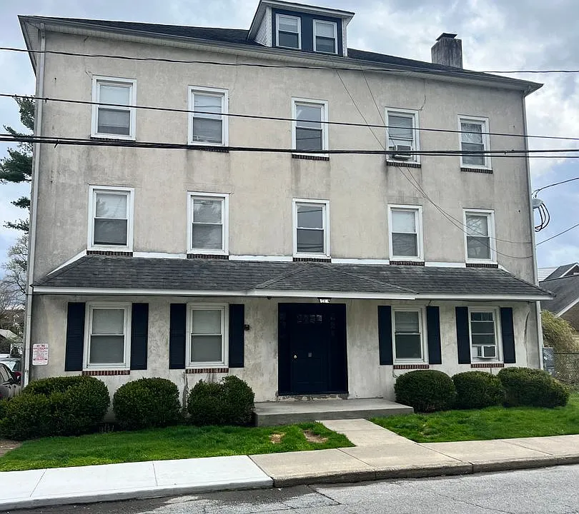 11 New St