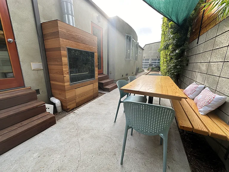 1076 Nowita Pl — Photo 50