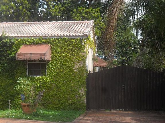 3rd image of 10823 NE 2nd Ave