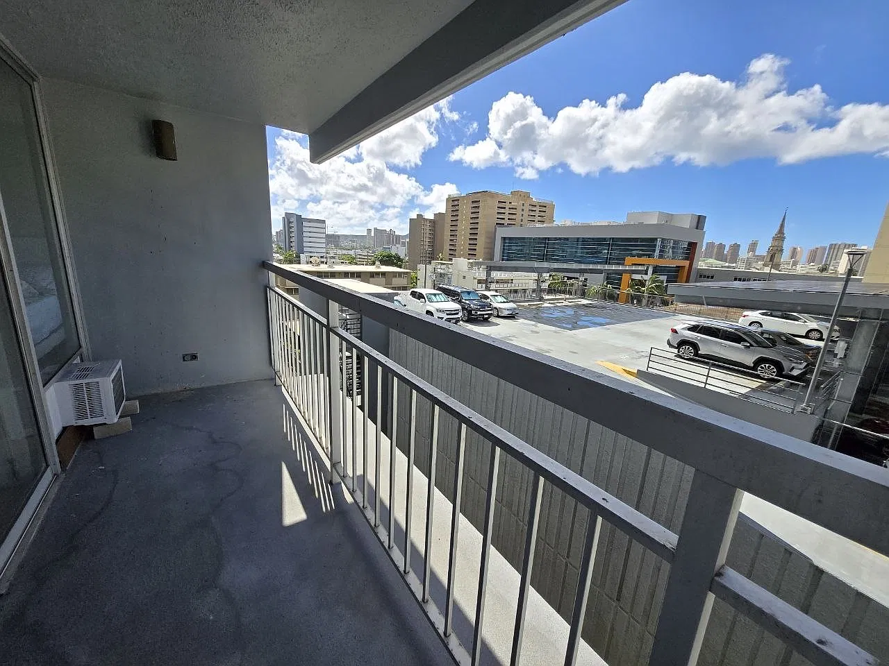 2 bed, 807 sqft, $2,600 — Photo 2