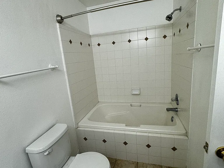 740 Copper Ln #201 — Photo 21