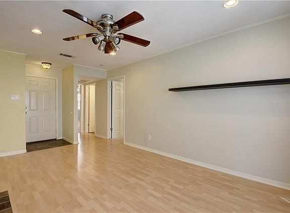4th image of 1510 W North Loop Blvd APT 222