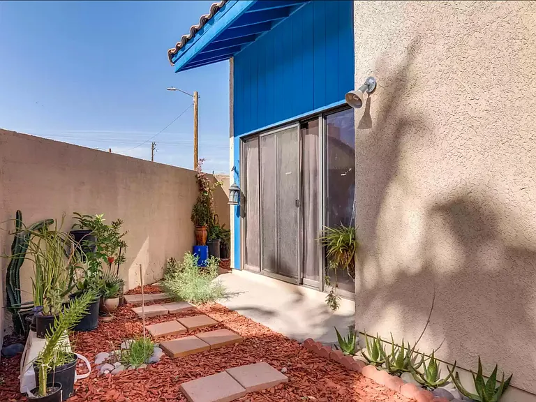 246 E Pastime Rd — Photo 16