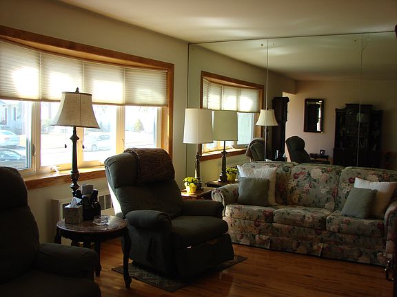 3rd image of 4017 Daleview Ave