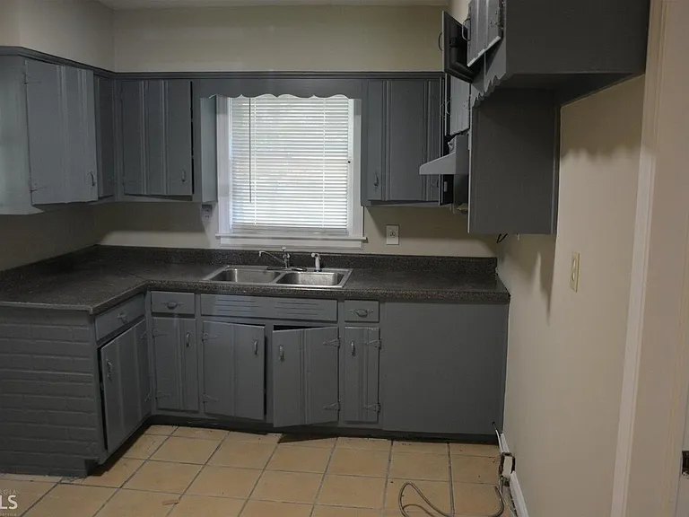 2336 Bonner Rd — Photo 5