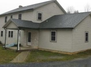 42 Cocalico Rd, Robesonia, PA 19551