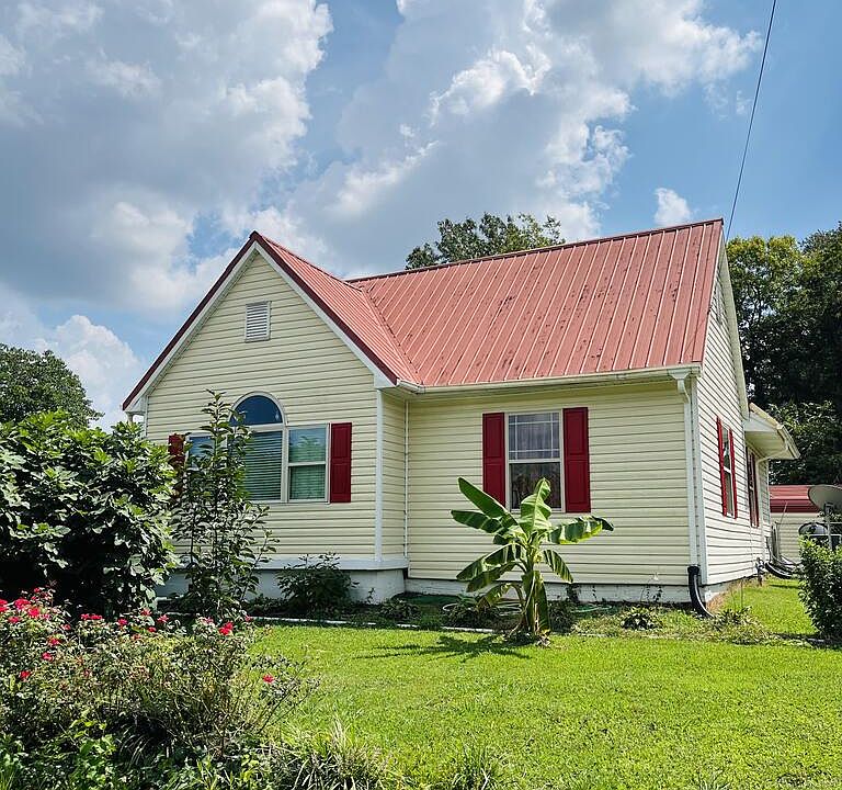 1st image of 437 Conway St