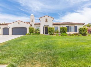 7970 Harbart Dr, Riverside, CA 92506