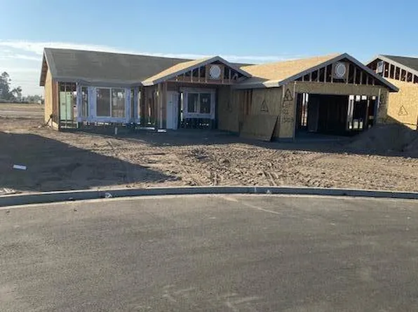 1181 Cottage Place E, Porterville, CA 93257