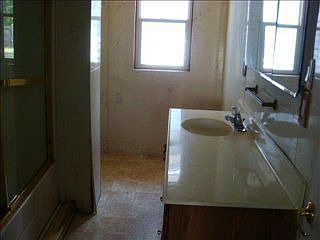 4th image of 30201 Wolf Ave