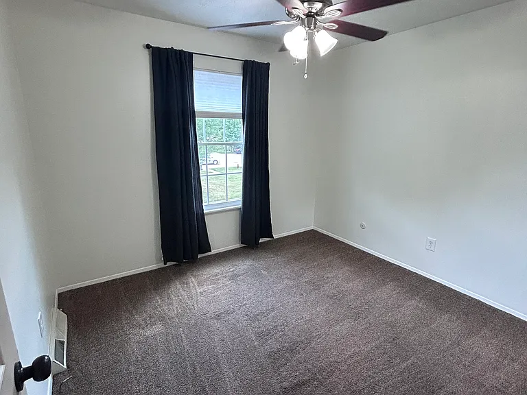 6553 Engle Rd — Photo 20