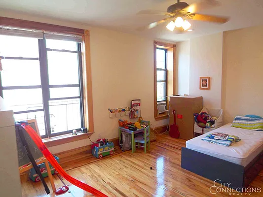 Rented by City Connections Realty | media 13