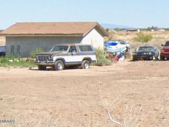 3rd image of 31 Pecos Rd