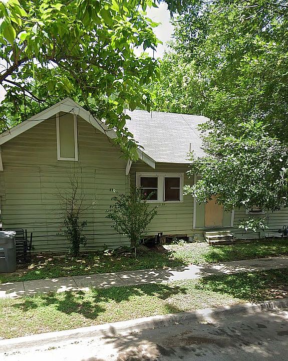 2nd image of 3424 Vilbig Rd
