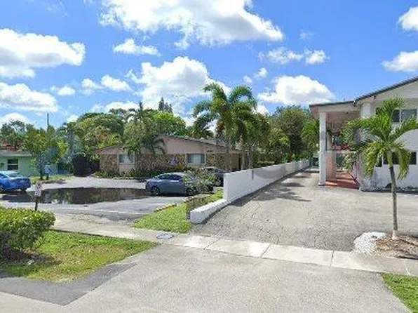 6040 SW 26th St #1, Hollywood, FL 33023
